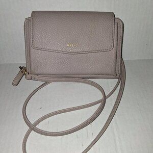 Relic by Fossil Kari Smartphone Crossbody Wristlet Wallet.